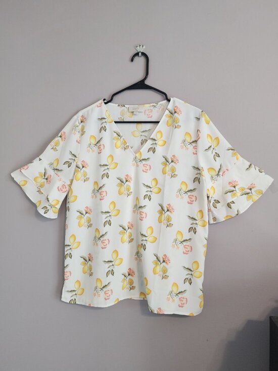 LOFT Tops - Loft Studio Lightweight Blouse with Colorful Lemon Design - Size Medium
